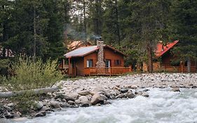 贝克溪山庄度假村